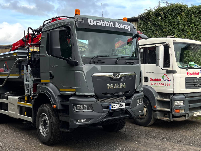 Grabbit Away Lorries, Hungerford